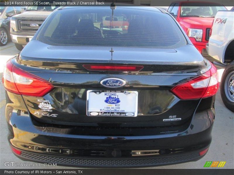 Tuxedo Black / Charcoal Black 2014 Ford Focus SE Sedan