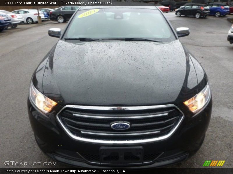Tuxedo Black / Charcoal Black 2014 Ford Taurus Limited AWD