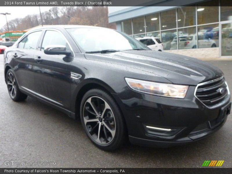 Tuxedo Black / Charcoal Black 2014 Ford Taurus Limited AWD