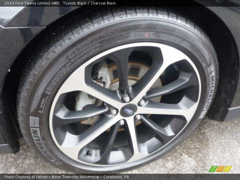  2014 Taurus Limited AWD Wheel