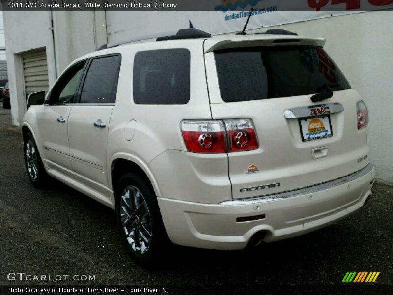 White Diamond Tintcoat / Ebony 2011 GMC Acadia Denali