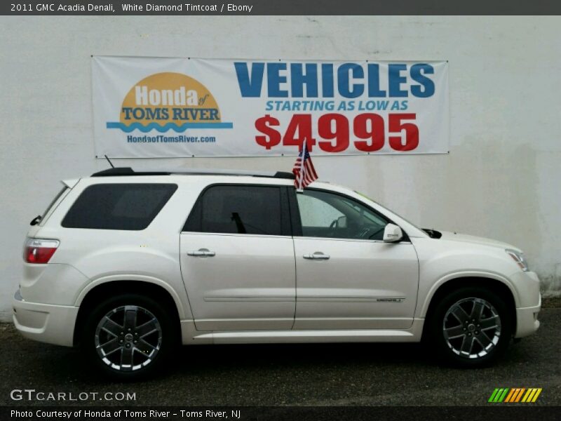 White Diamond Tintcoat / Ebony 2011 GMC Acadia Denali