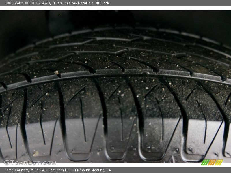 Titanium Gray Metallic / Off Black 2008 Volvo XC90 3.2 AWD