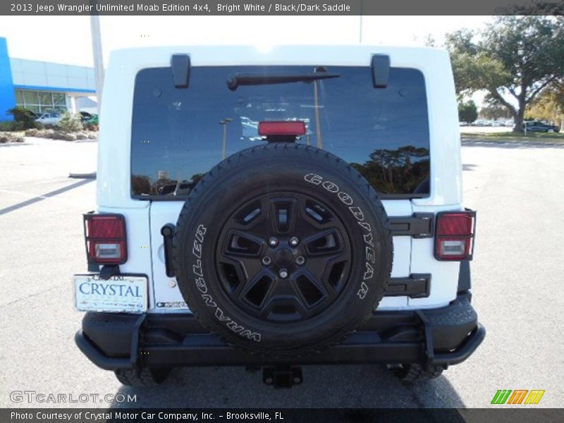 Bright White / Black/Dark Saddle 2013 Jeep Wrangler Unlimited Moab Edition 4x4