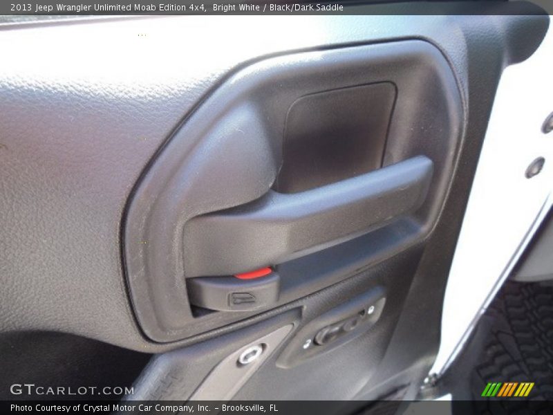 Bright White / Black/Dark Saddle 2013 Jeep Wrangler Unlimited Moab Edition 4x4