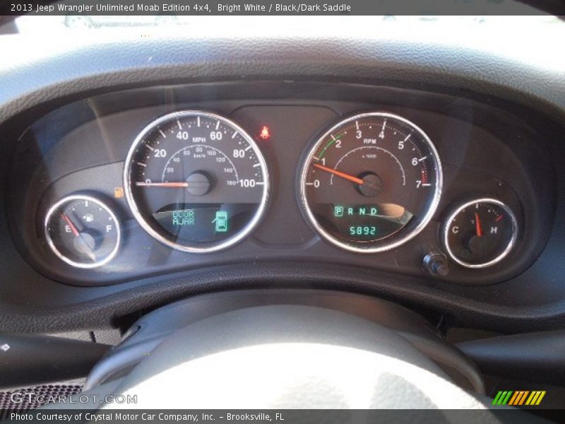 Bright White / Black/Dark Saddle 2013 Jeep Wrangler Unlimited Moab Edition 4x4