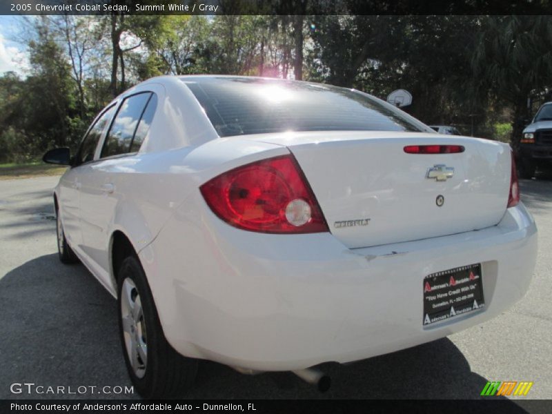 Summit White / Gray 2005 Chevrolet Cobalt Sedan