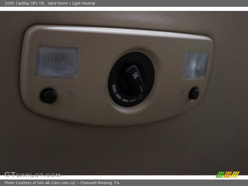 Sand Storm / Light Neutral 2005 Cadillac SRX V8