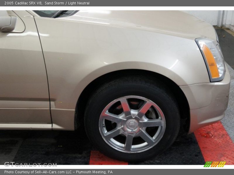 Sand Storm / Light Neutral 2005 Cadillac SRX V8