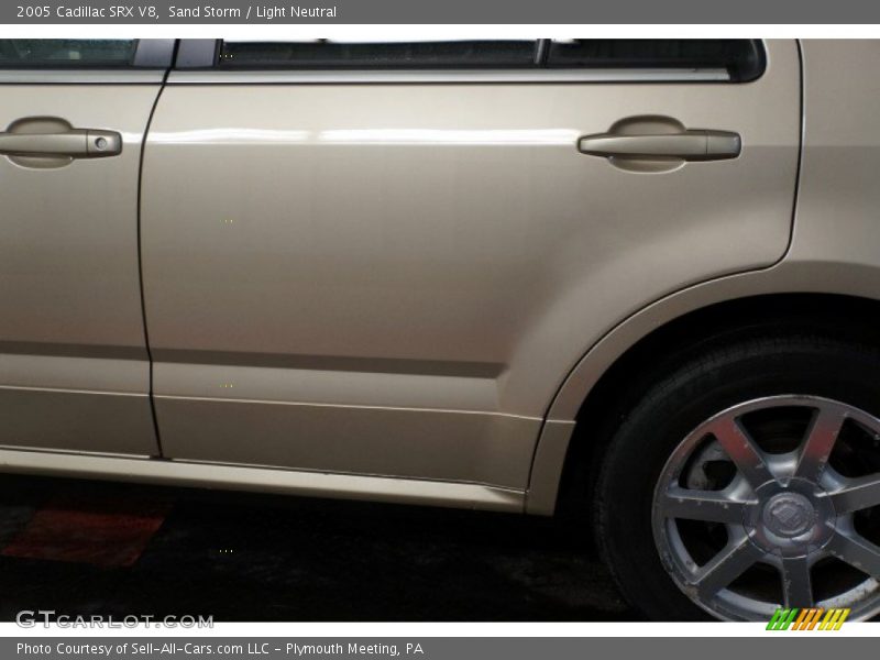 Sand Storm / Light Neutral 2005 Cadillac SRX V8