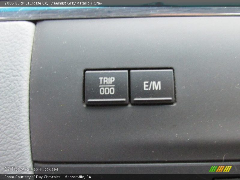 Steelmist Gray Metallic / Gray 2005 Buick LaCrosse CX