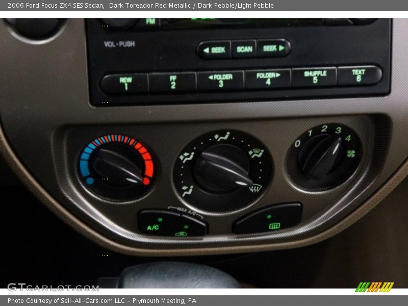 Controls of 2006 Focus ZX4 SES Sedan