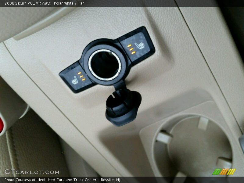 Polar White / Tan 2008 Saturn VUE XR AWD