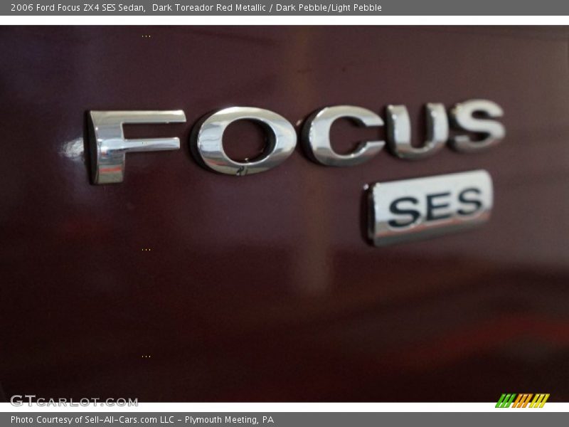 Dark Toreador Red Metallic / Dark Pebble/Light Pebble 2006 Ford Focus ZX4 SES Sedan