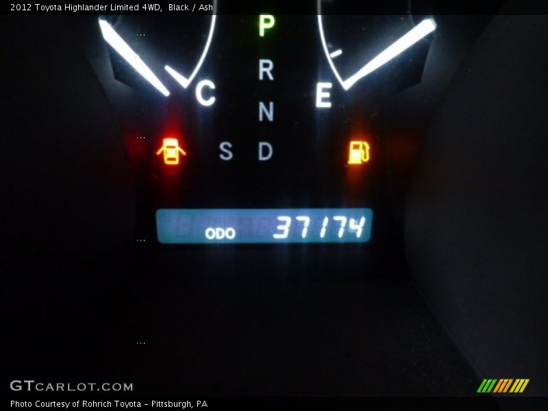 Black / Ash 2012 Toyota Highlander Limited 4WD