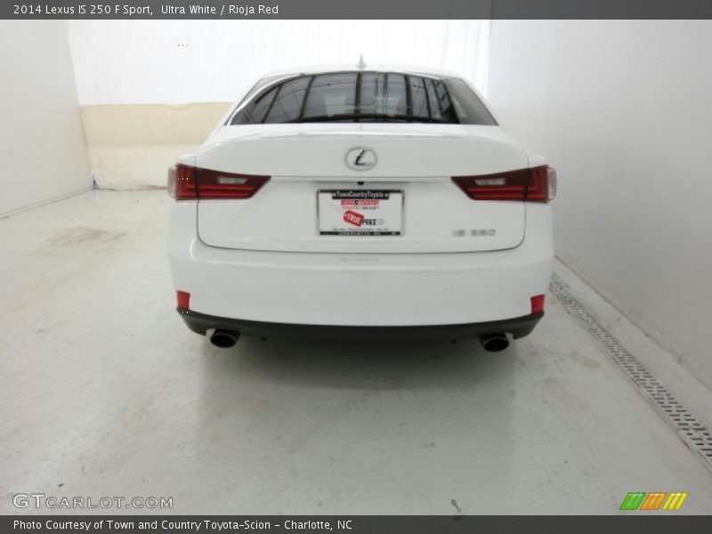 Ultra White / Rioja Red 2014 Lexus IS 250 F Sport