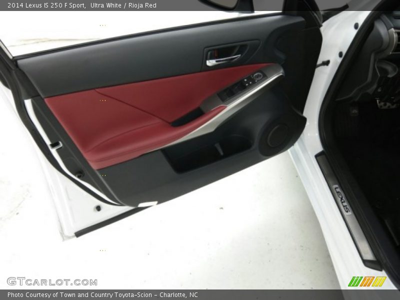 Door Panel of 2014 IS 250 F Sport