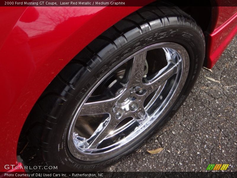 Laser Red Metallic / Medium Graphite 2000 Ford Mustang GT Coupe