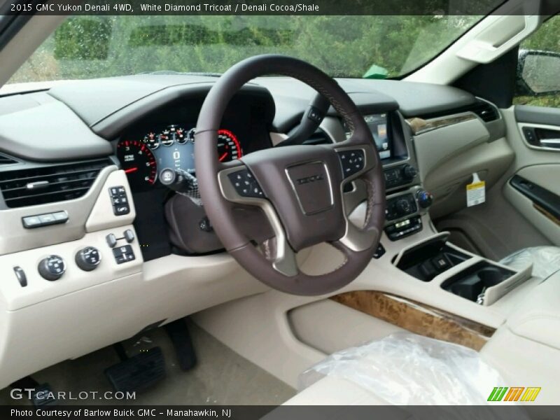 White Diamond Tricoat / Denali Cocoa/Shale 2015 GMC Yukon Denali 4WD