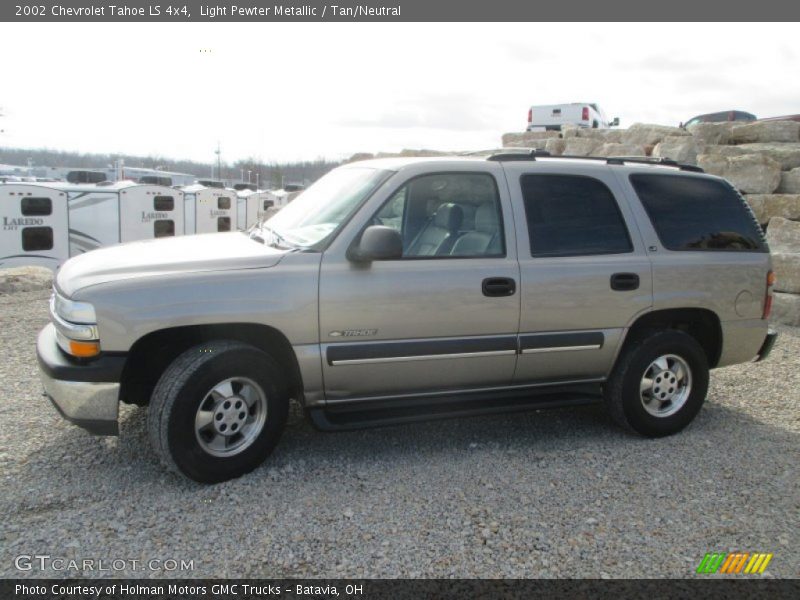 Light Pewter Metallic / Tan/Neutral 2002 Chevrolet Tahoe LS 4x4