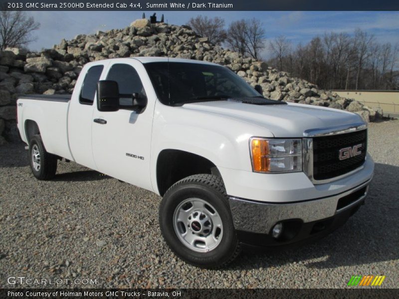 Front 3/4 View of 2013 Sierra 2500HD Extended Cab 4x4