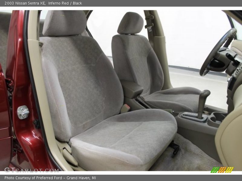 Inferno Red / Black 2003 Nissan Sentra XE