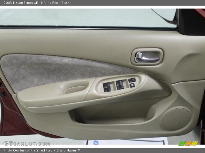 Inferno Red / Black 2003 Nissan Sentra XE