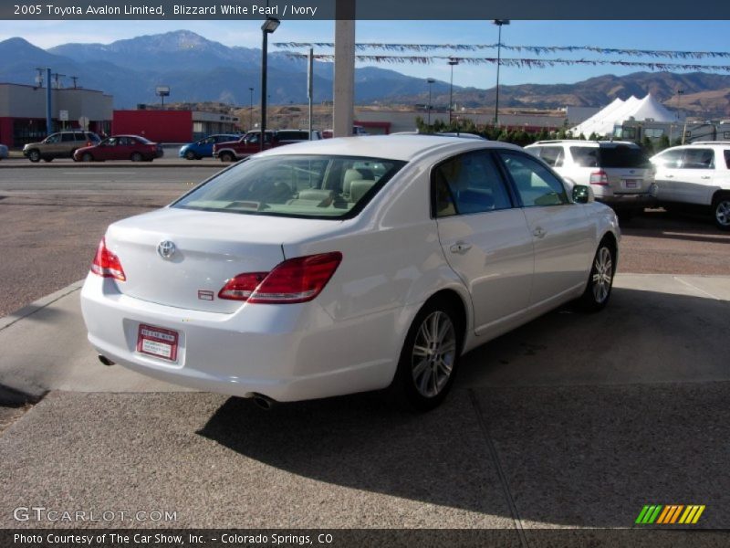 Blizzard White Pearl / Ivory 2005 Toyota Avalon Limited