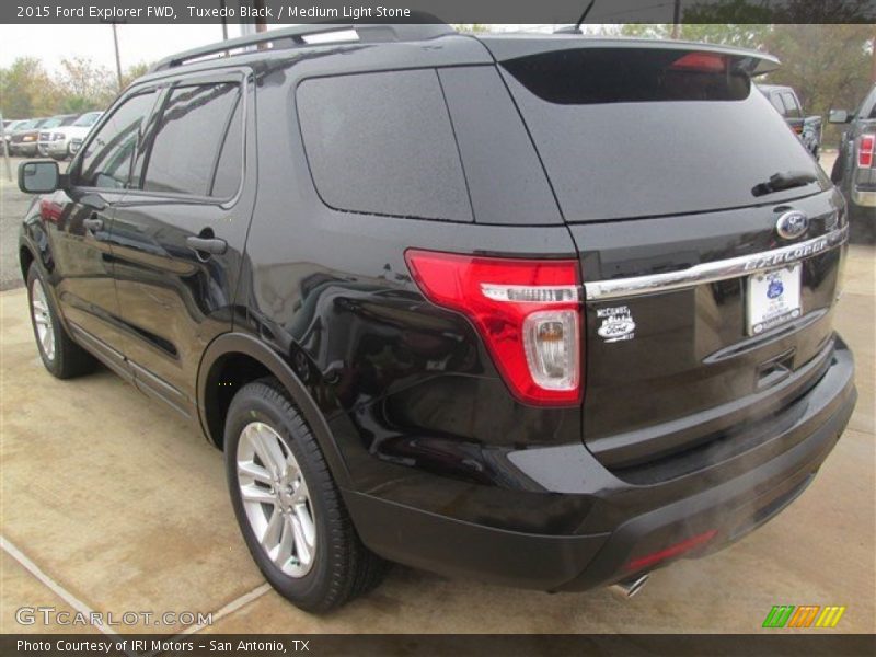 Tuxedo Black / Medium Light Stone 2015 Ford Explorer FWD