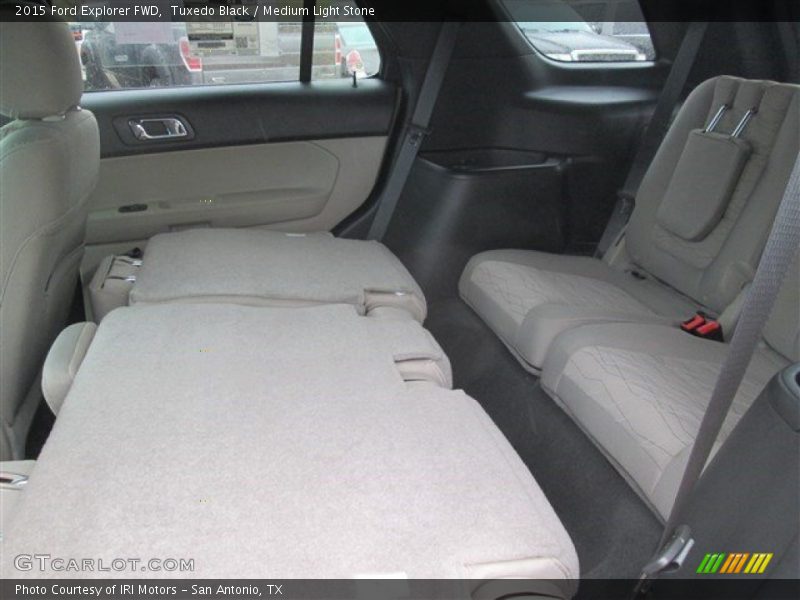 Tuxedo Black / Medium Light Stone 2015 Ford Explorer FWD