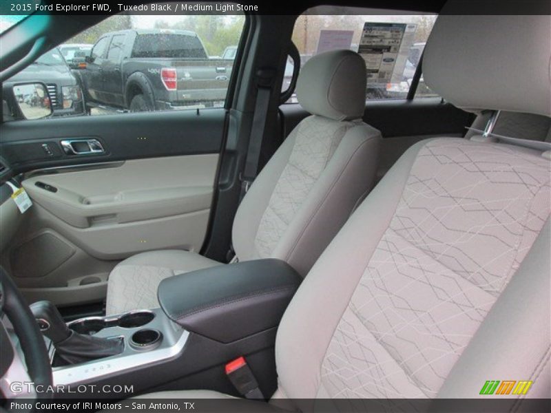 Tuxedo Black / Medium Light Stone 2015 Ford Explorer FWD
