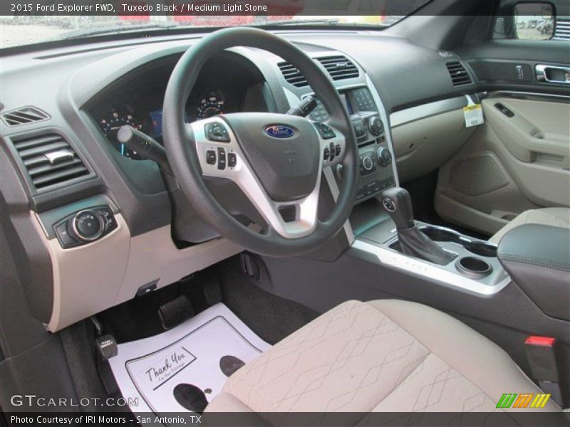 Tuxedo Black / Medium Light Stone 2015 Ford Explorer FWD
