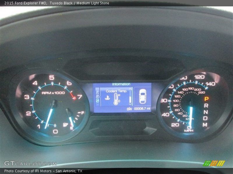 Tuxedo Black / Medium Light Stone 2015 Ford Explorer FWD