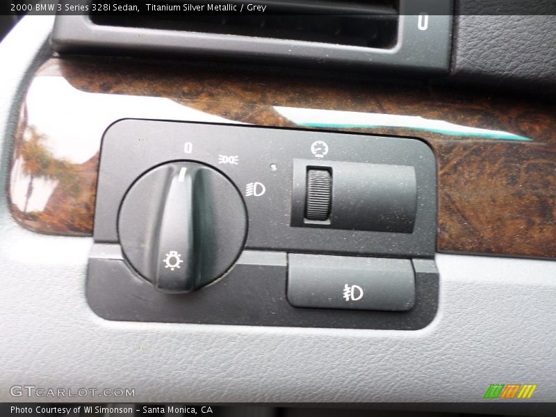 Titanium Silver Metallic / Grey 2000 BMW 3 Series 328i Sedan