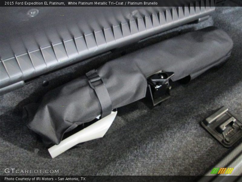 White Platinum Metallic Tri-Coat / Platinum Brunello 2015 Ford Expedition EL Platinum