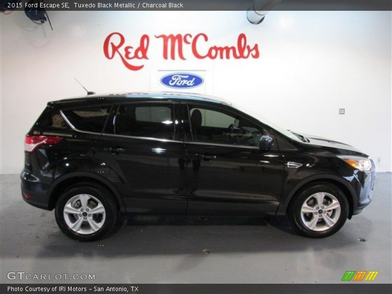 Tuxedo Black Metallic / Charcoal Black 2015 Ford Escape SE