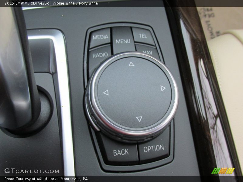 Alpine White / Ivory White 2015 BMW X5 xDrive35d