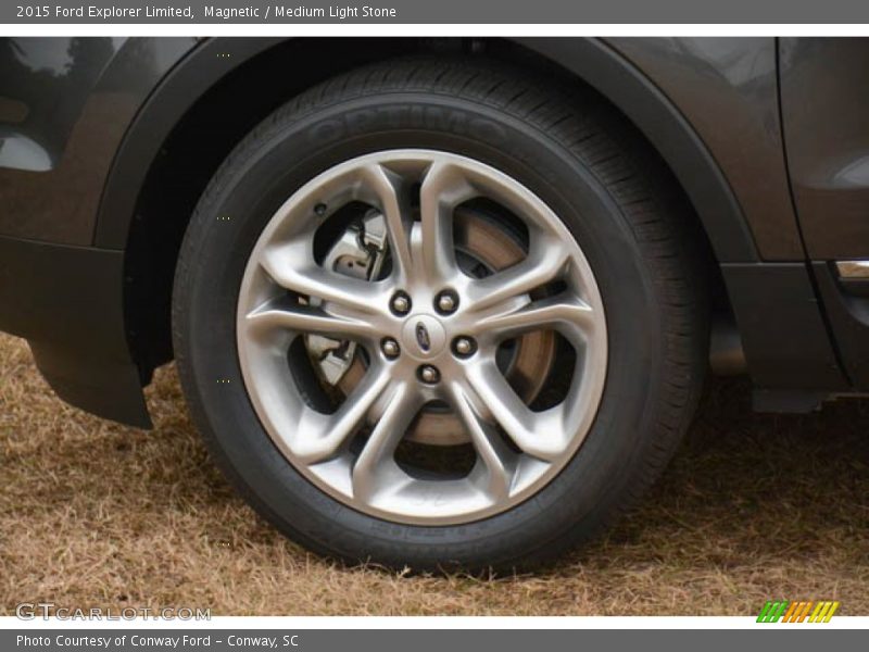 Magnetic / Medium Light Stone 2015 Ford Explorer Limited