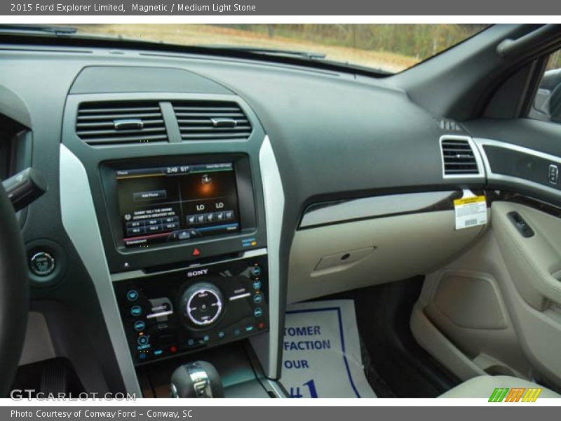 Magnetic / Medium Light Stone 2015 Ford Explorer Limited