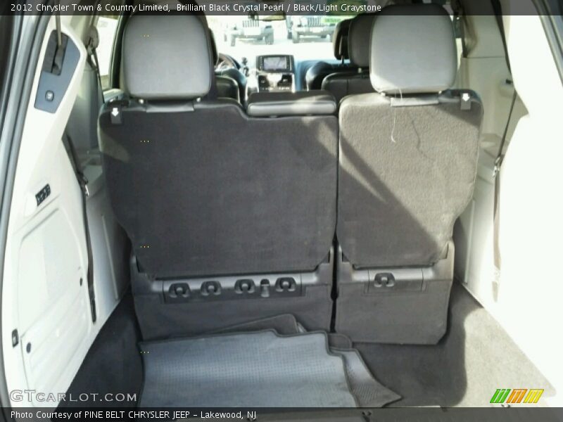 Brilliant Black Crystal Pearl / Black/Light Graystone 2012 Chrysler Town & Country Limited