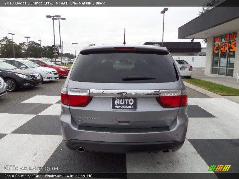 Mineral Gray Metallic / Black 2013 Dodge Durango Crew