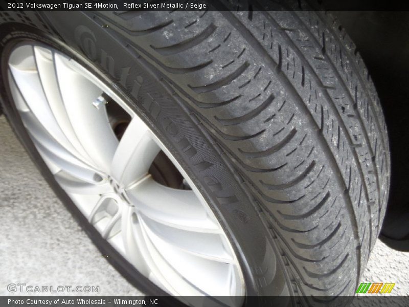 Reflex Silver Metallic / Beige 2012 Volkswagen Tiguan SE 4Motion