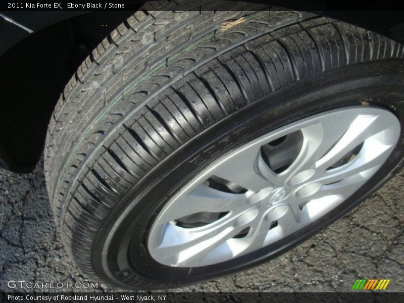 Ebony Black / Stone 2011 Kia Forte EX