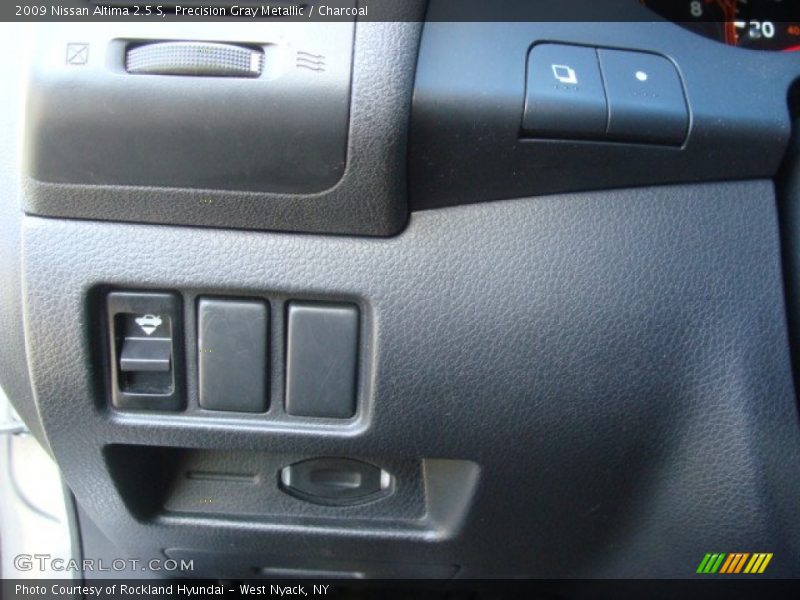 Precision Gray Metallic / Charcoal 2009 Nissan Altima 2.5 S