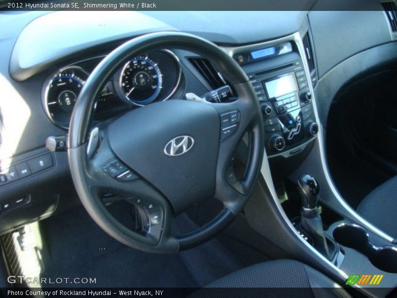 Shimmering White / Black 2012 Hyundai Sonata SE