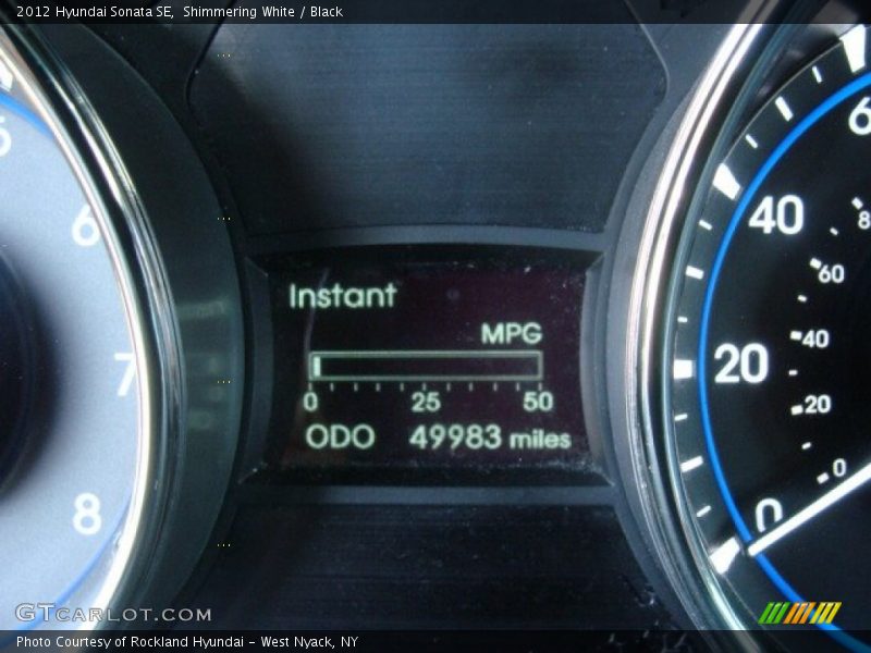 Shimmering White / Black 2012 Hyundai Sonata SE