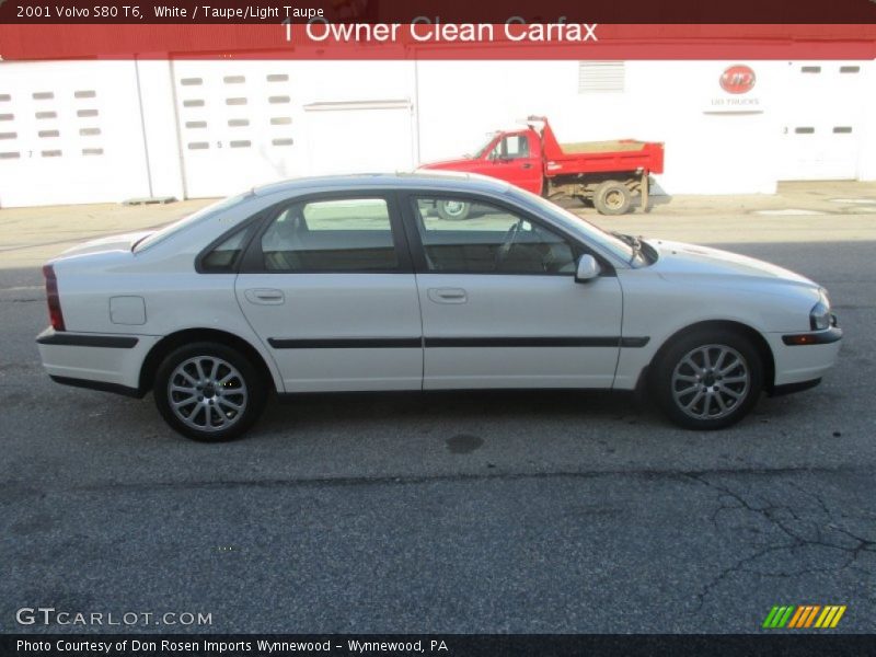 White / Taupe/Light Taupe 2001 Volvo S80 T6