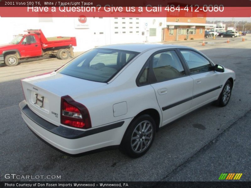 White / Taupe/Light Taupe 2001 Volvo S80 T6