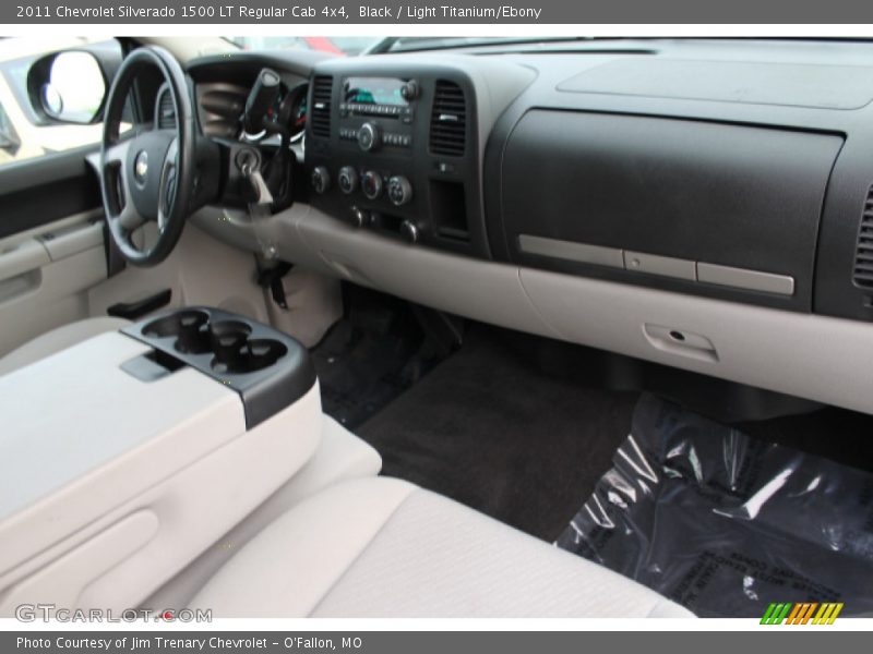 Black / Light Titanium/Ebony 2011 Chevrolet Silverado 1500 LT Regular Cab 4x4