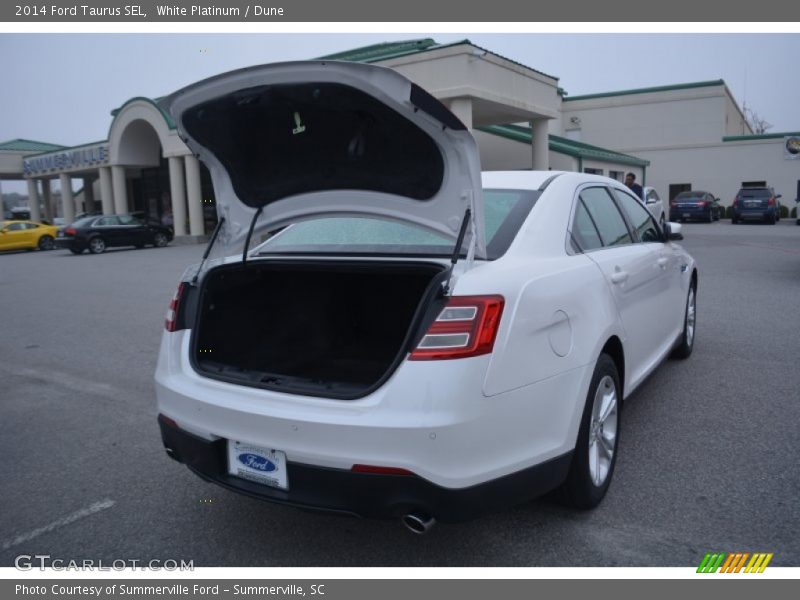 White Platinum / Dune 2014 Ford Taurus SEL